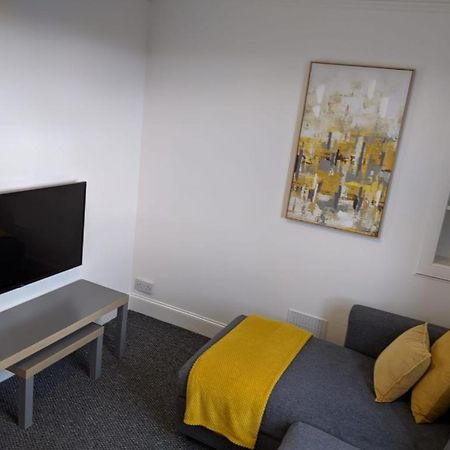 Glenclova - No 5 Bellyeoman, Bright Two Bedroom Apartment 던펌린 외부 사진